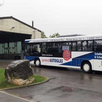 Bus mit unserer Werbung