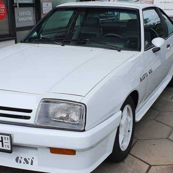 Neue Windschutzscheibe für einen Opel Manta